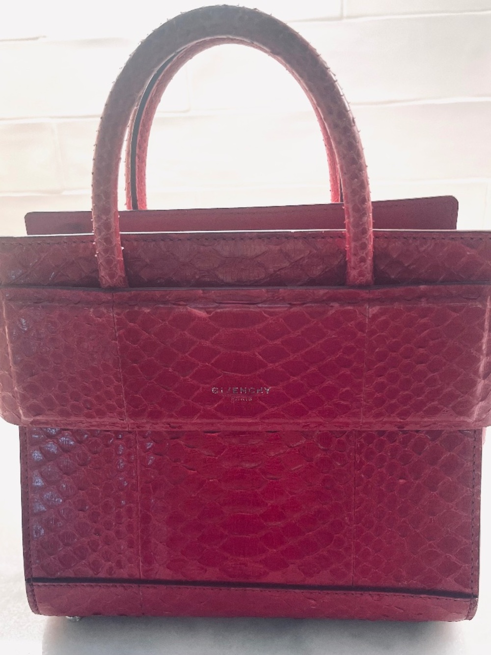 Givenchy Horizon Bag in Fuschia Snakeskin Handbag with Strap